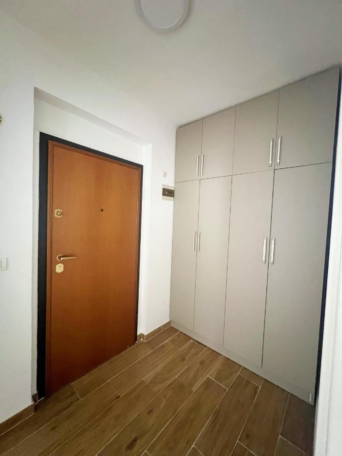 Central City Apartment Tirana Exterior photo